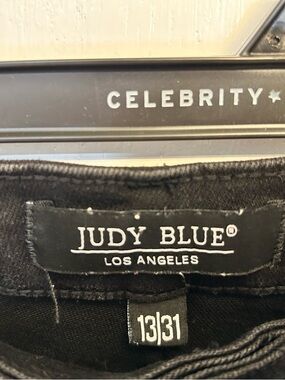 Judy Blue Black Women’s jogger style stretch jeans